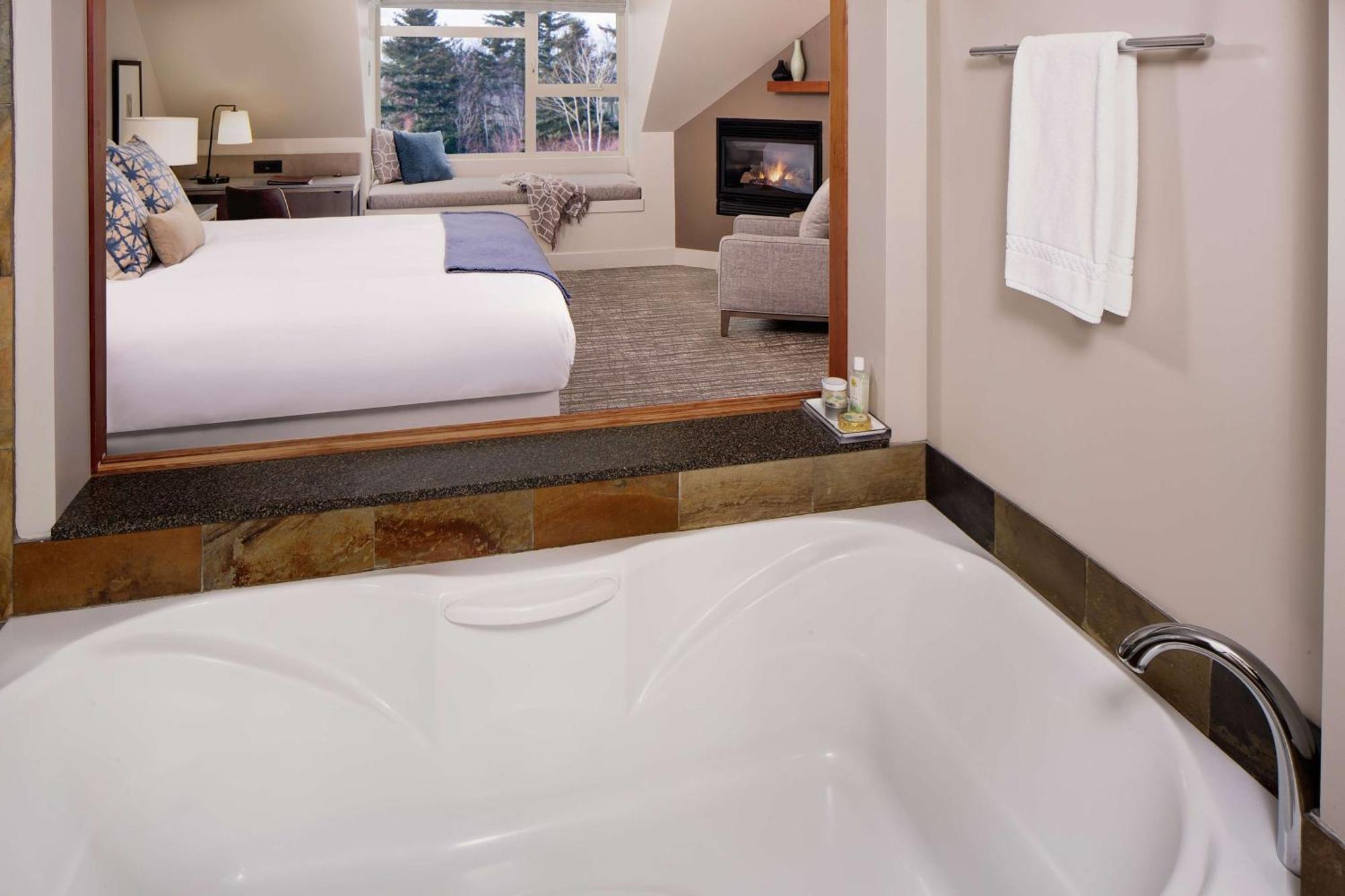 Chrysalis Inn & Spa Bellingham, Curio Collection By Hilton Exterior foto